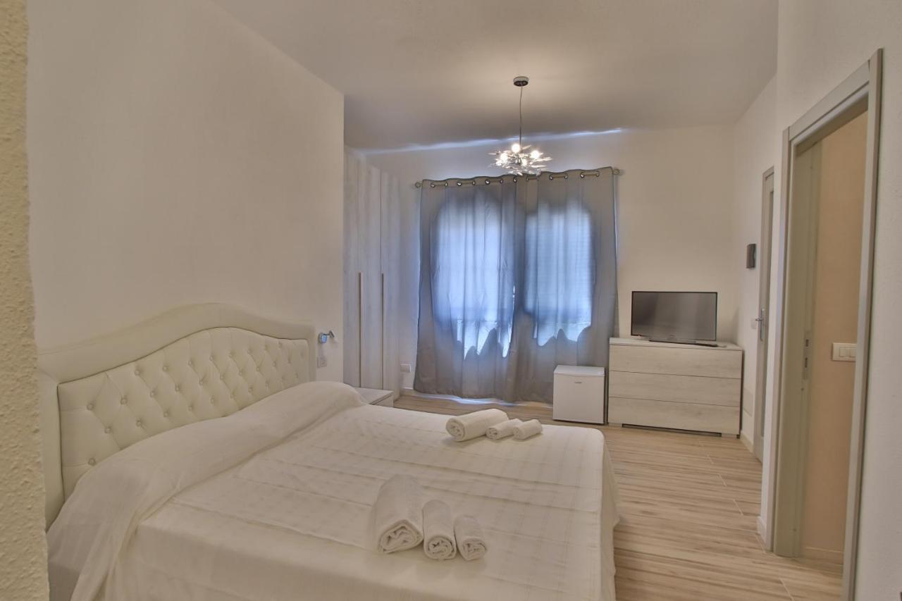 Les Chambres Au Centre San Teodoro  Dış mekan fotoğraf